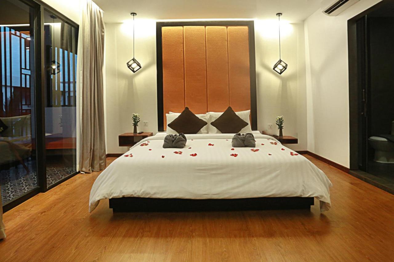 Central Corner Suite Siem Reap Bagian luar foto