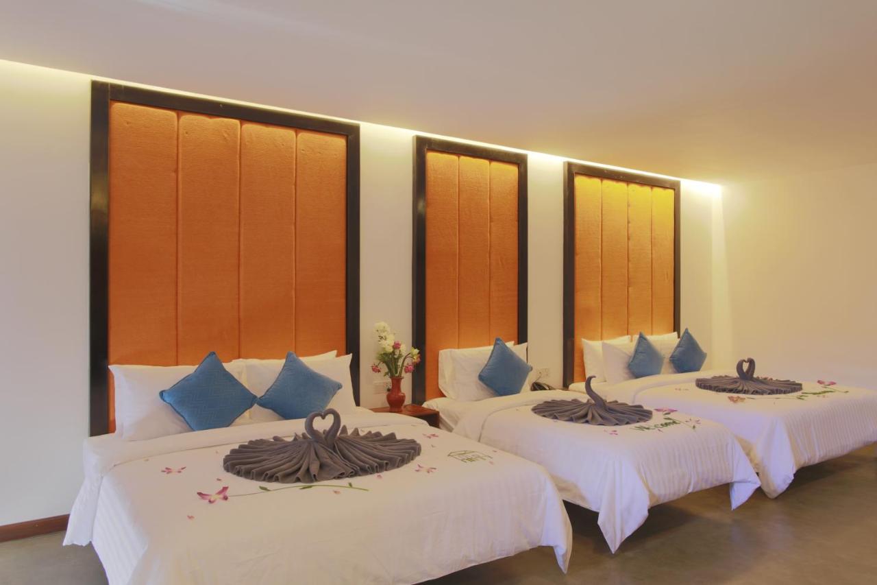 Central Corner Suite Siem Reap Bagian luar foto
